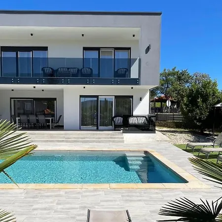 Villa Palma Pinezici (Krk)