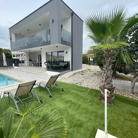 Palma Villa *