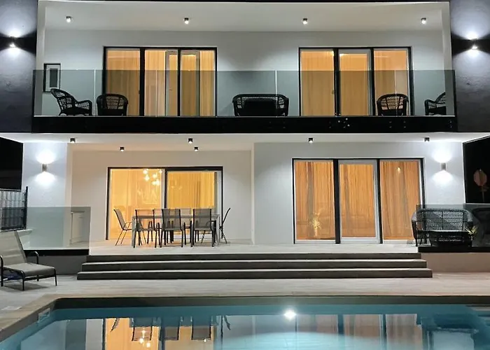 Palma Villa Pinezići