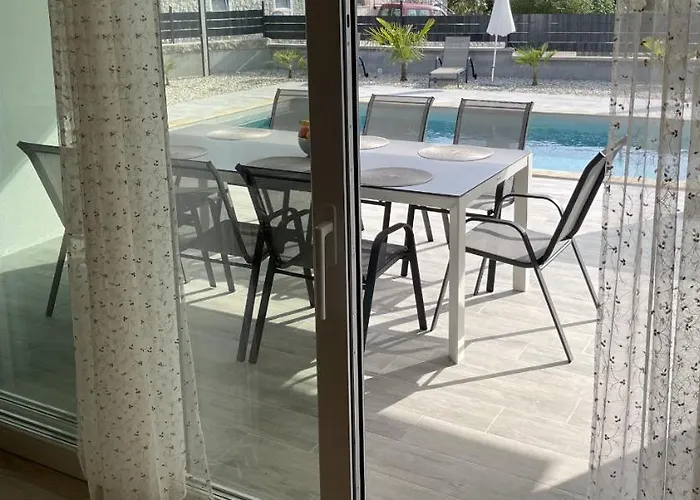 Villa Palma Pinezići