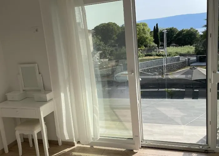 Palma Pinezići