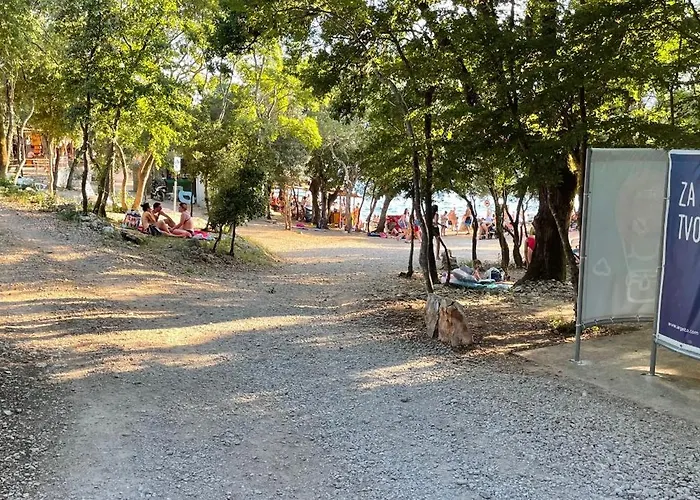 Palma Pinezići